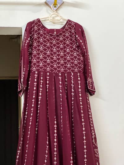 chiffon maxi full length in excellent condition