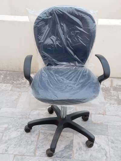 office chair urgent sale 5 Available