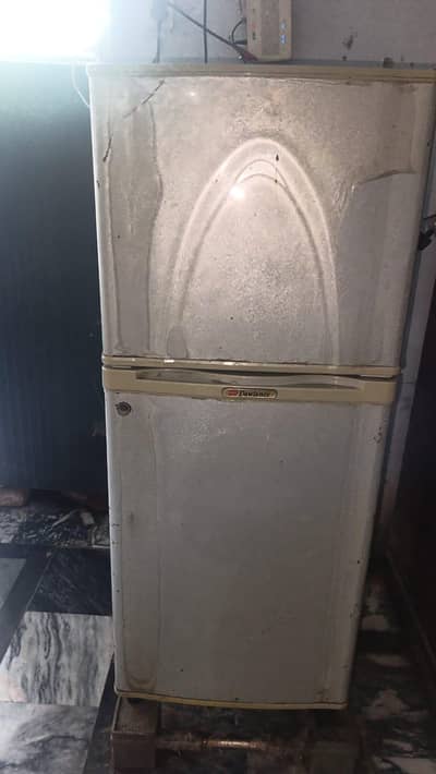 Dawlance Small size fridge Just like new