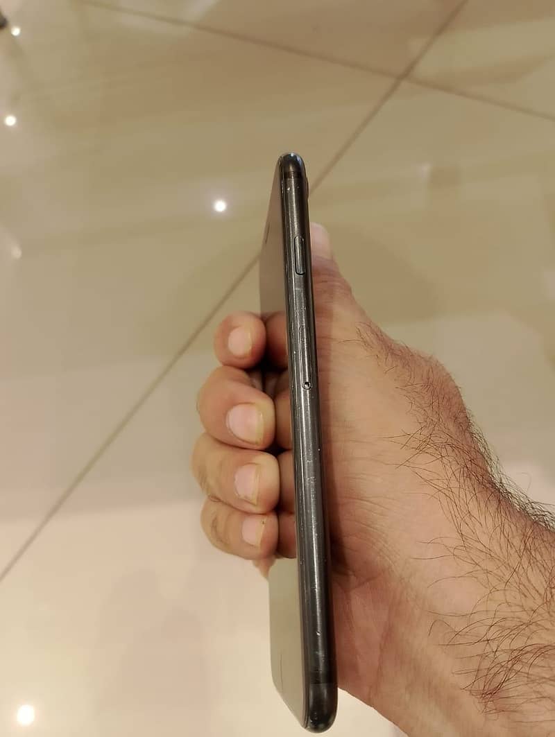 Apple iPhone 7 Plus 2