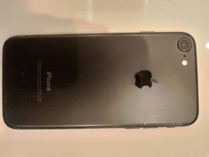 Apple iPhone 7 Plus 5