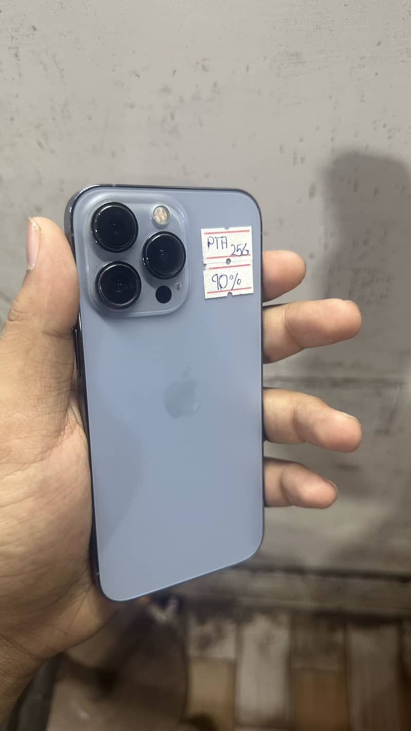 Apple iPhone 13 Pro 0