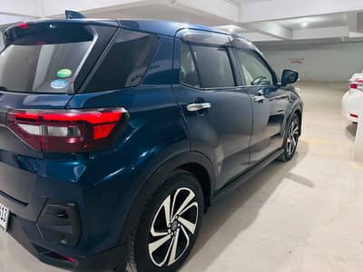 Toyota Raize 2020 Zpackage top off the line variant