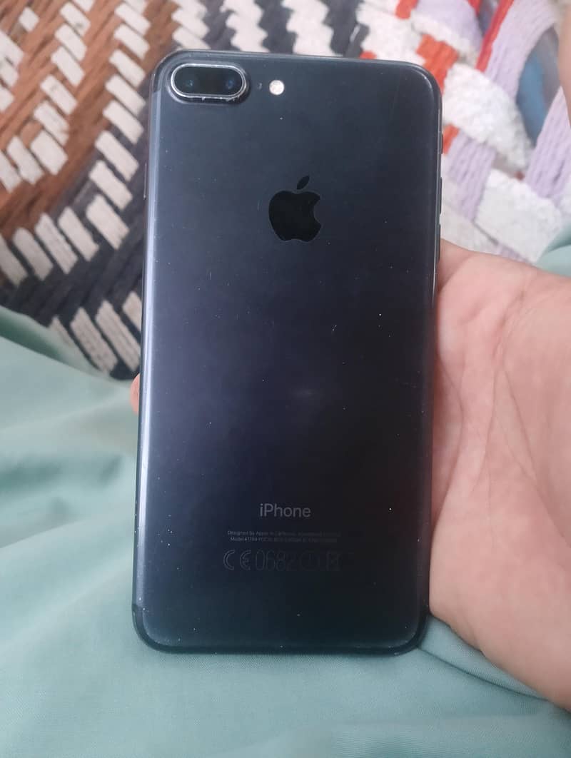 iPhone 7 plus 1