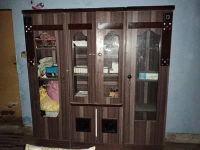 4 pis bad room set for sale urgent