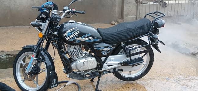 Suzuki 150 gs 2022