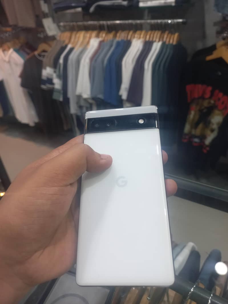 Google Pixel 6a 5