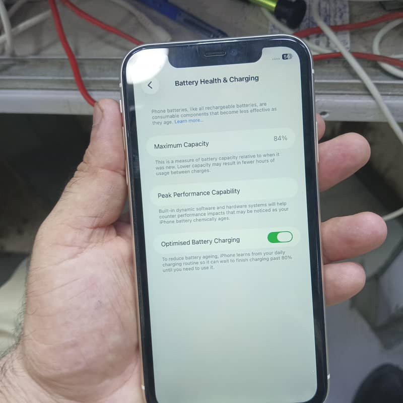 Apple iPhone 11 0