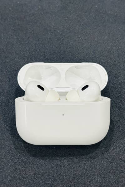 Apple AirPods Pro 2nd Generation USB-C – Original – Complete Set