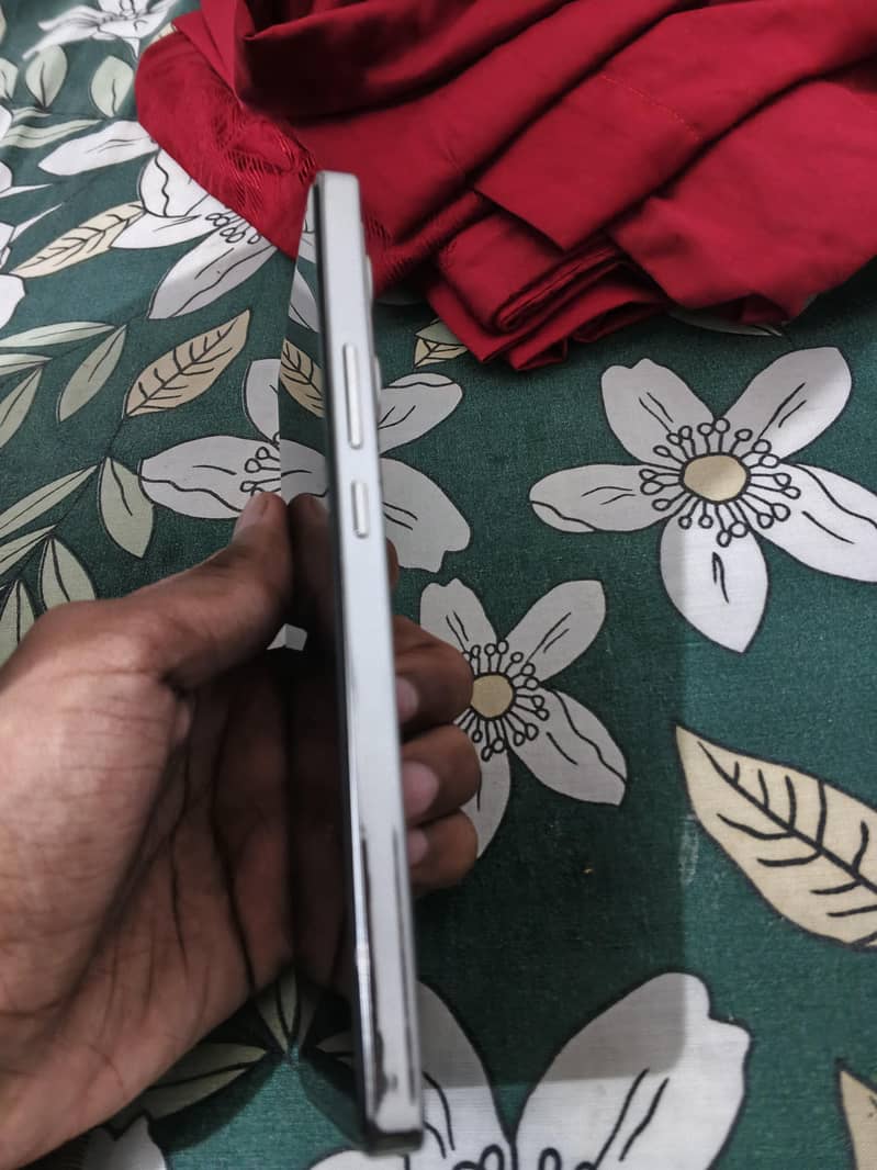 Infinix Note 40 1
