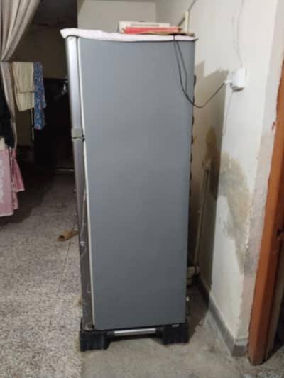 Haier HRF-355 Refrigerator Excellent Condition HAIER ORIGINAL,4years