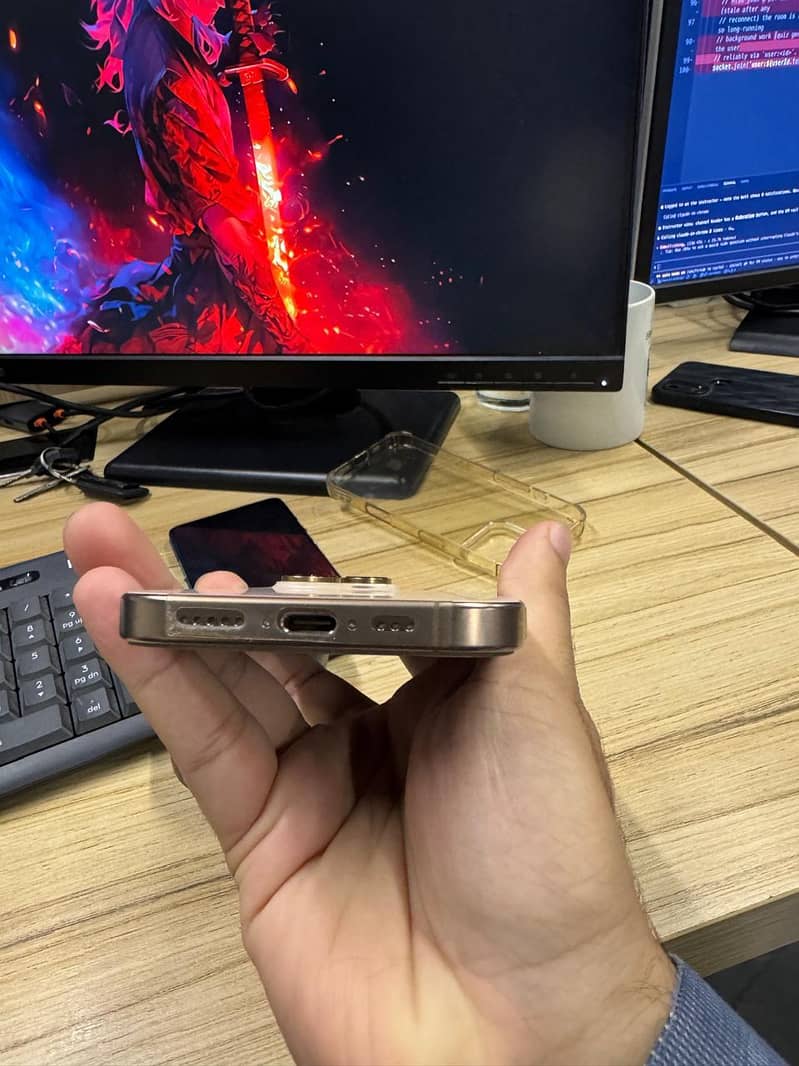 Apple iPhone 16 Pro 5