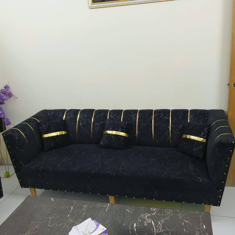 Sofa and Decor 2