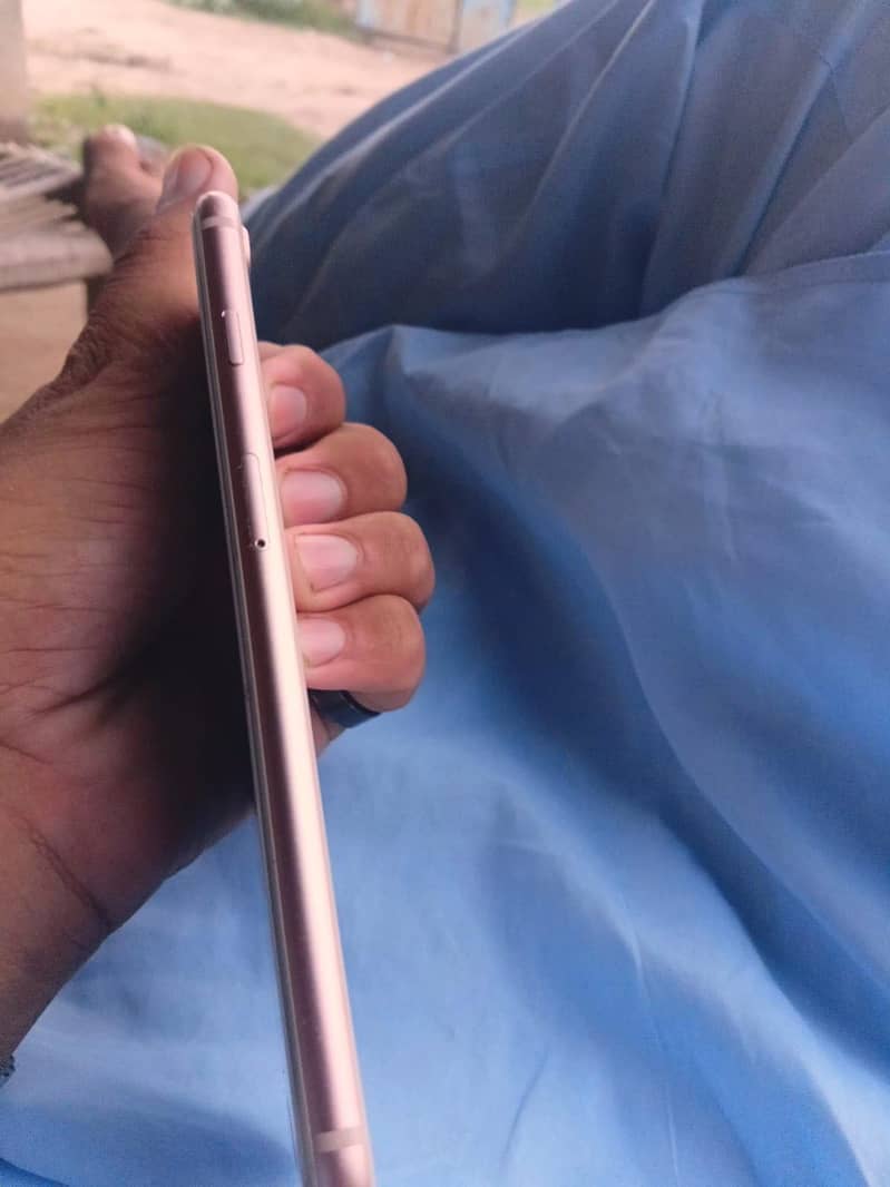 Apple iPhone 8 Plus 5