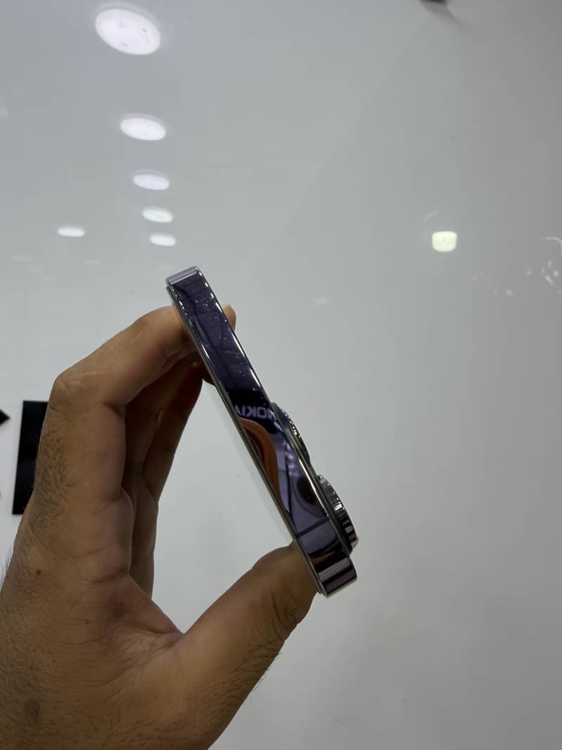 Apple iPhone 14 Pro Max 4