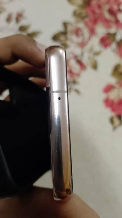 Samsung Mobile S22