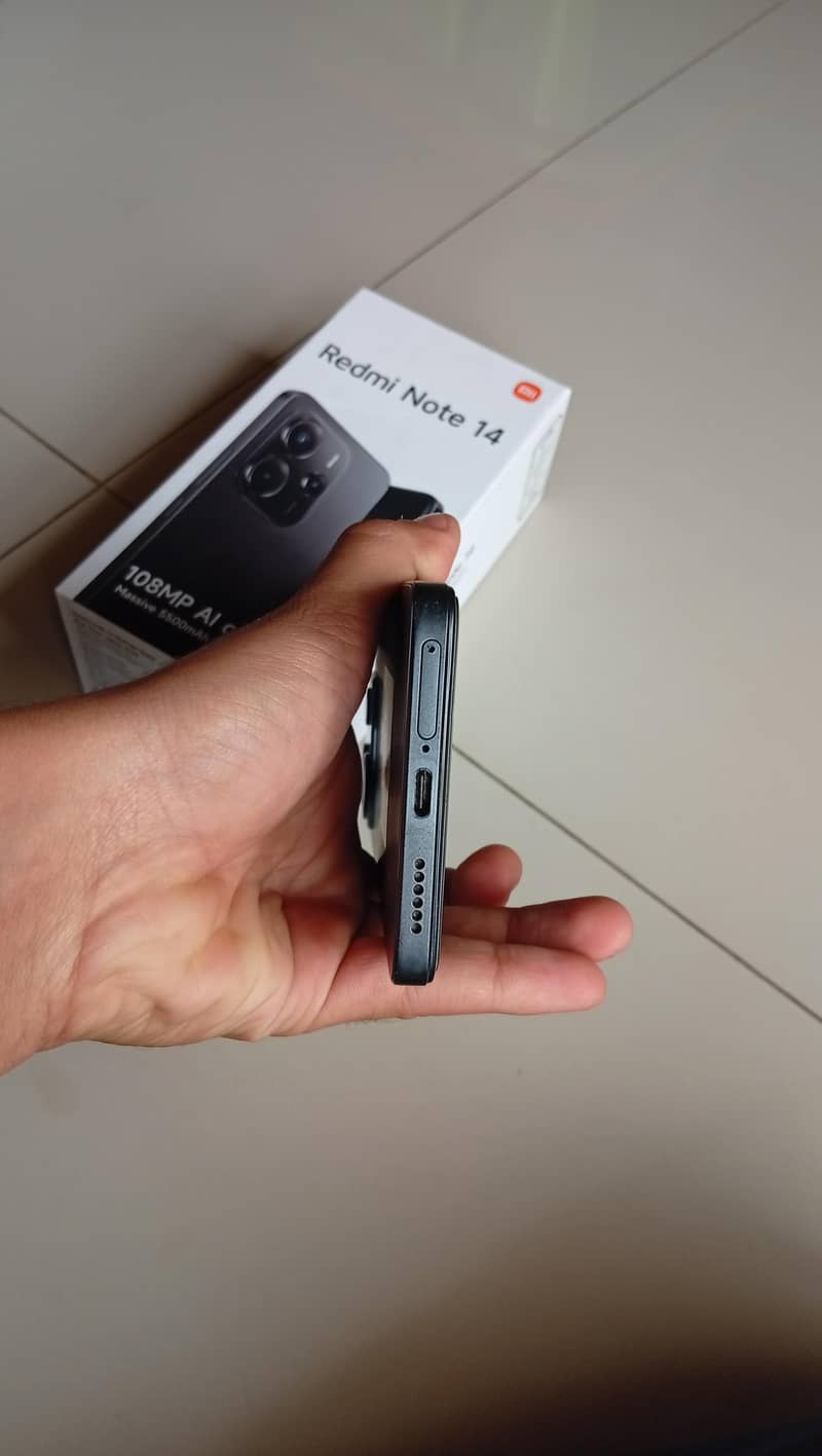 Xiaomi Redmi Note 14 9