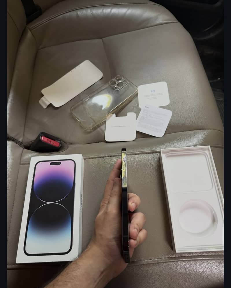 Apple iPhone 14 Pro Max 0