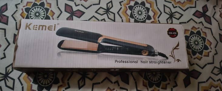 kEMEI Hair sTRAIGHTNER Brand New