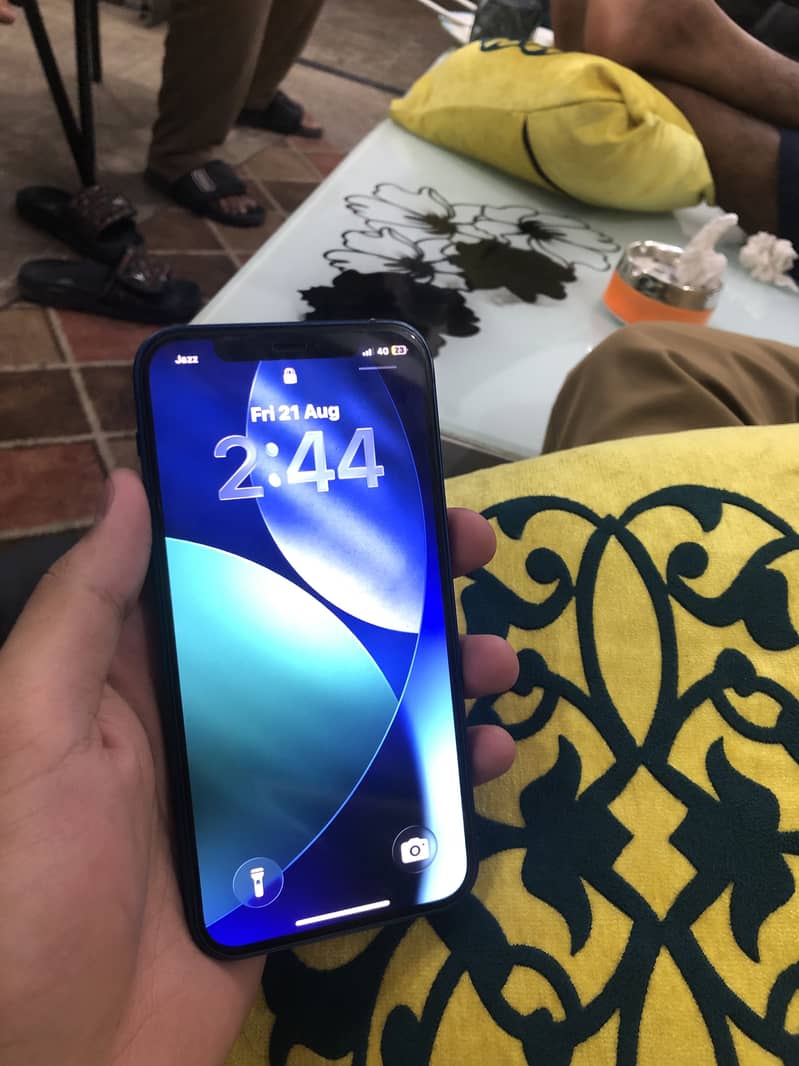Apple iPhone 12 7