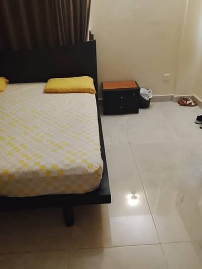 King size bed with dressing table