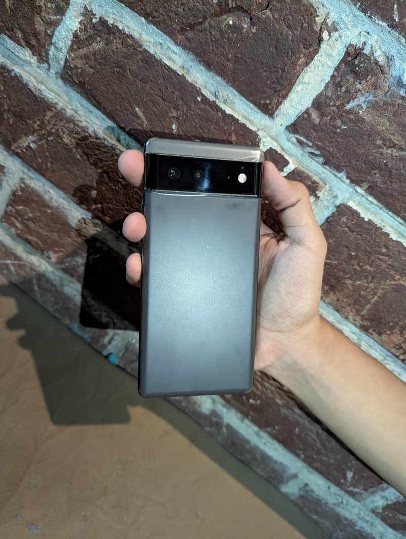 Google Pixel 6 4