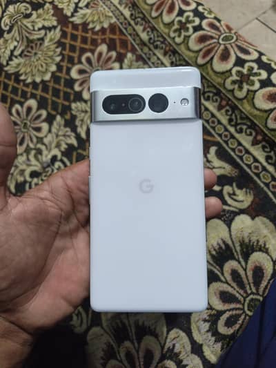 Google Pixel 7 Pro lush condition bilkol saf only panel change hai
