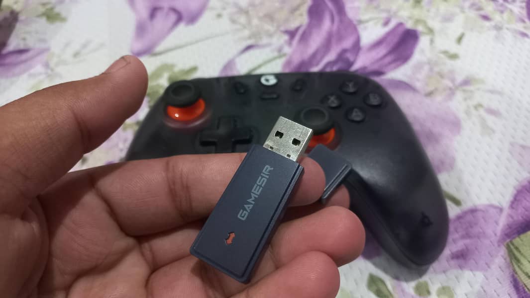 orginal GameSir nova light Controller 2