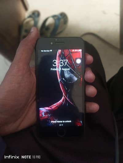 Apple iPhone 7