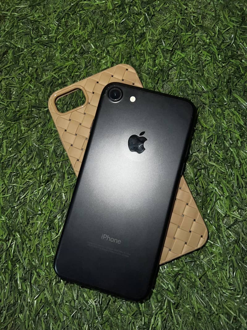 Apple iPhone 7 5