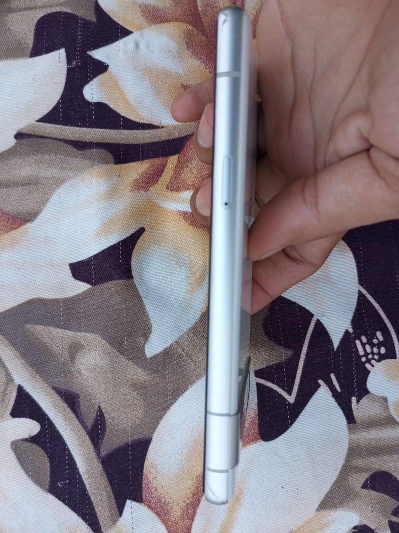 Google Pixel 7a 3