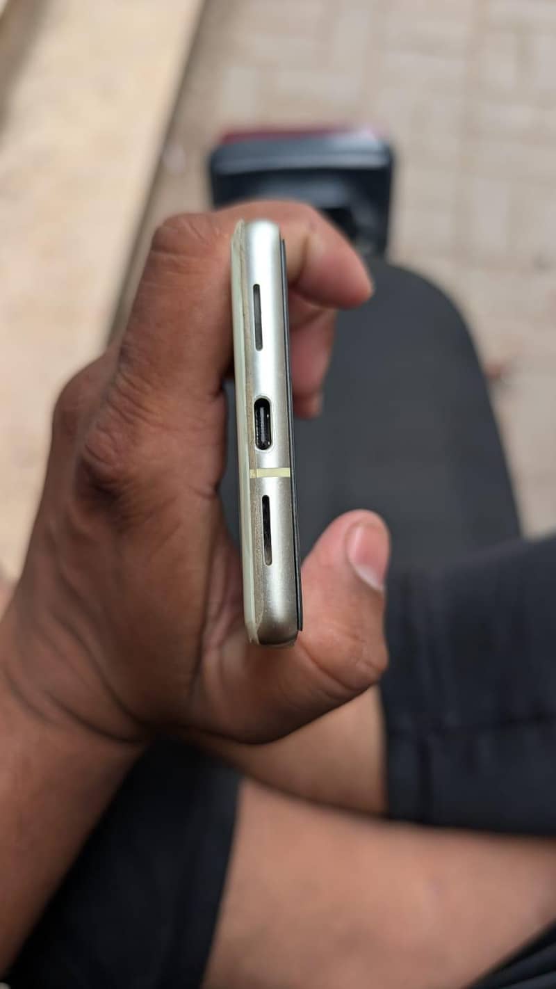 Google Pixel 7 2