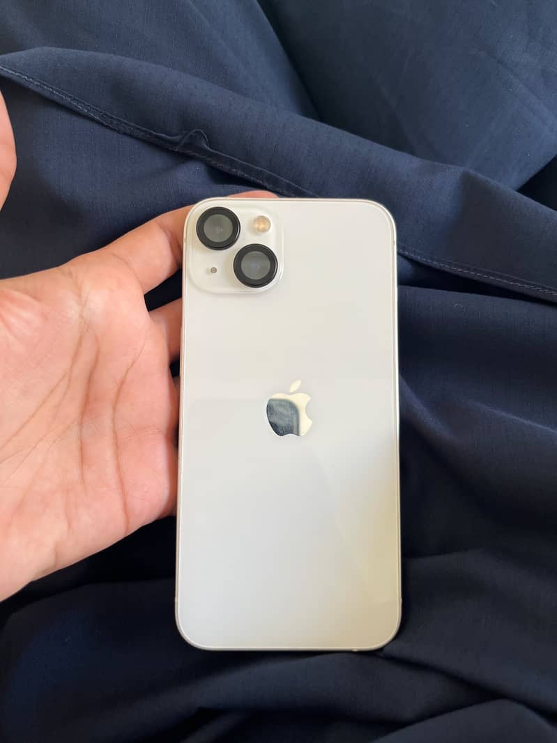Apple iPhone 13 5
