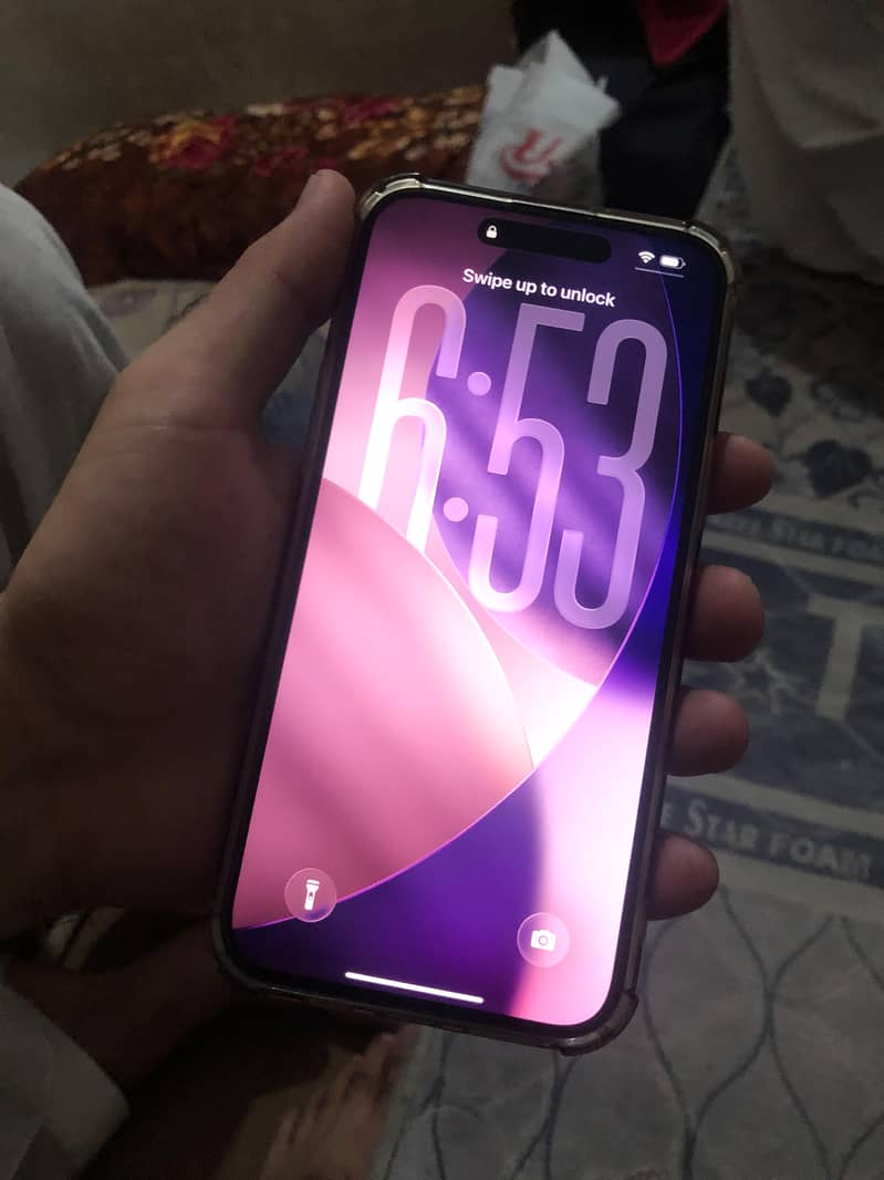 Apple iPhone 15 plus 1