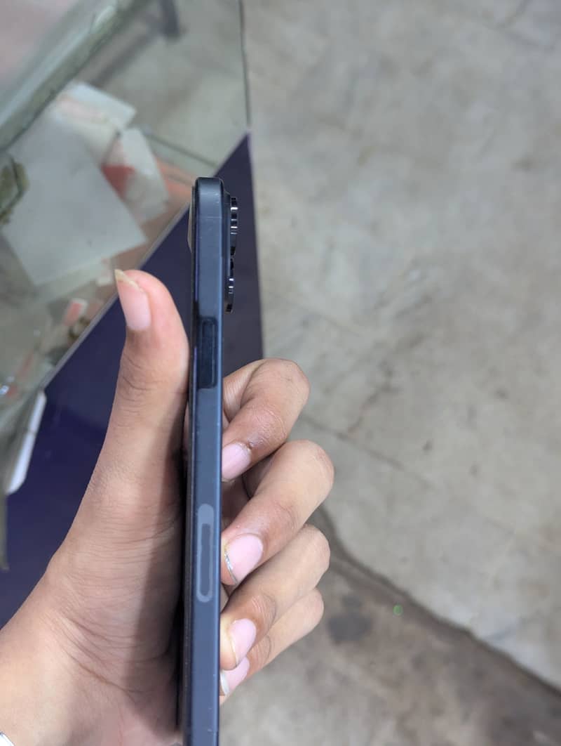 Apple iPhone 15 plus 1
