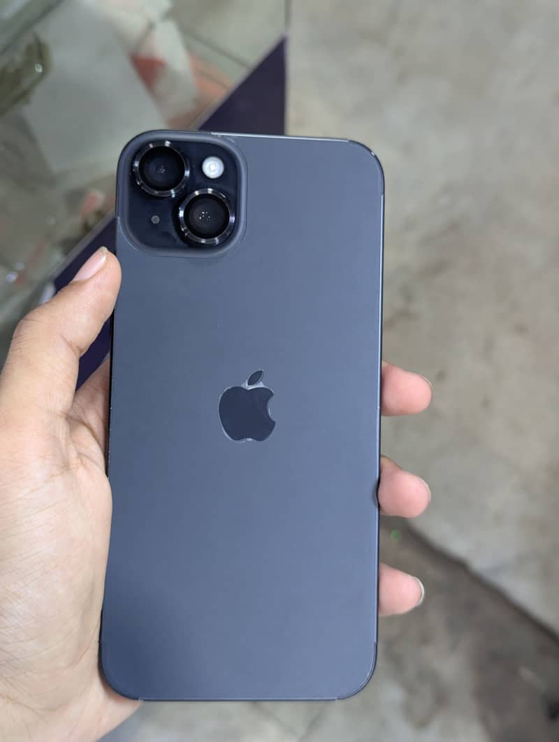 Apple iPhone 15 plus 2
