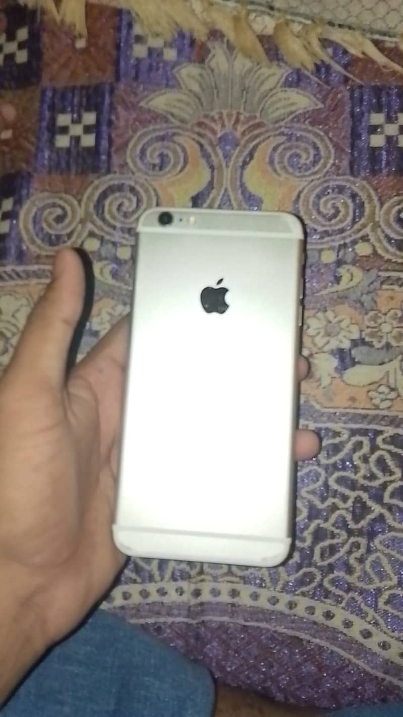Apple iPhone 6S Plus 3