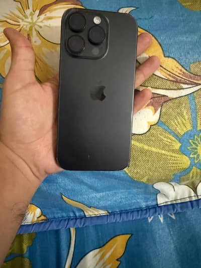 Apple iPhone 16 Pro