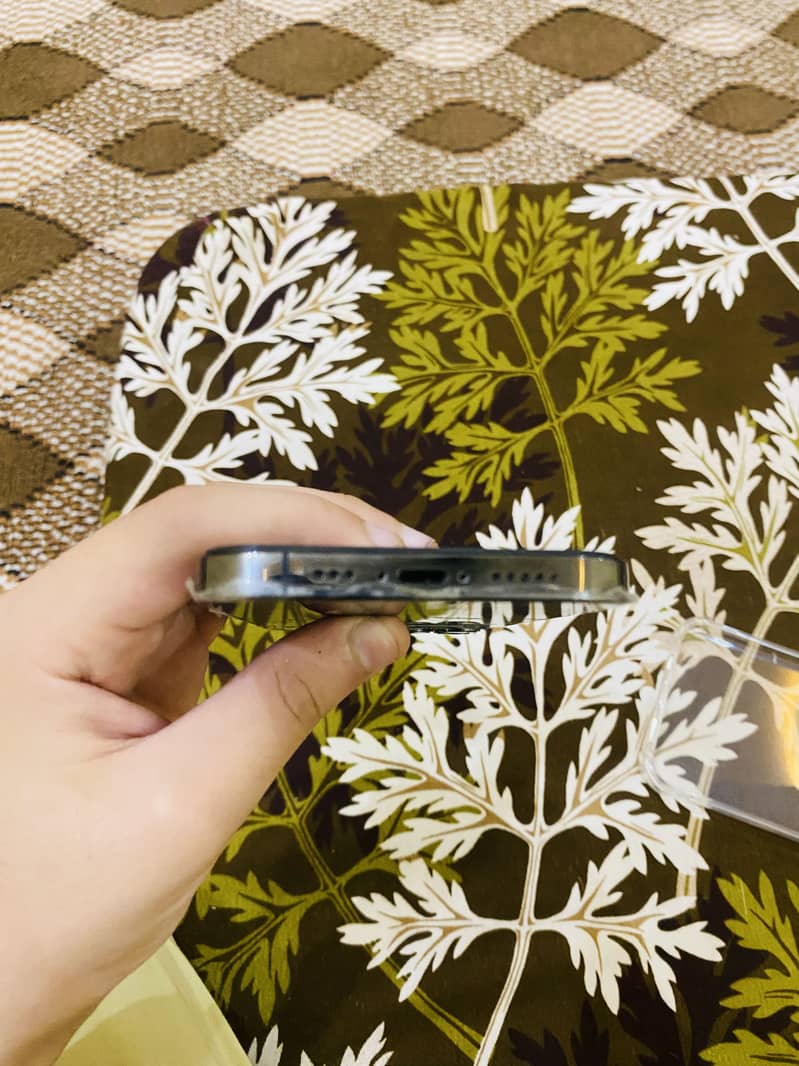 Apple iPhone 12 Pro 2