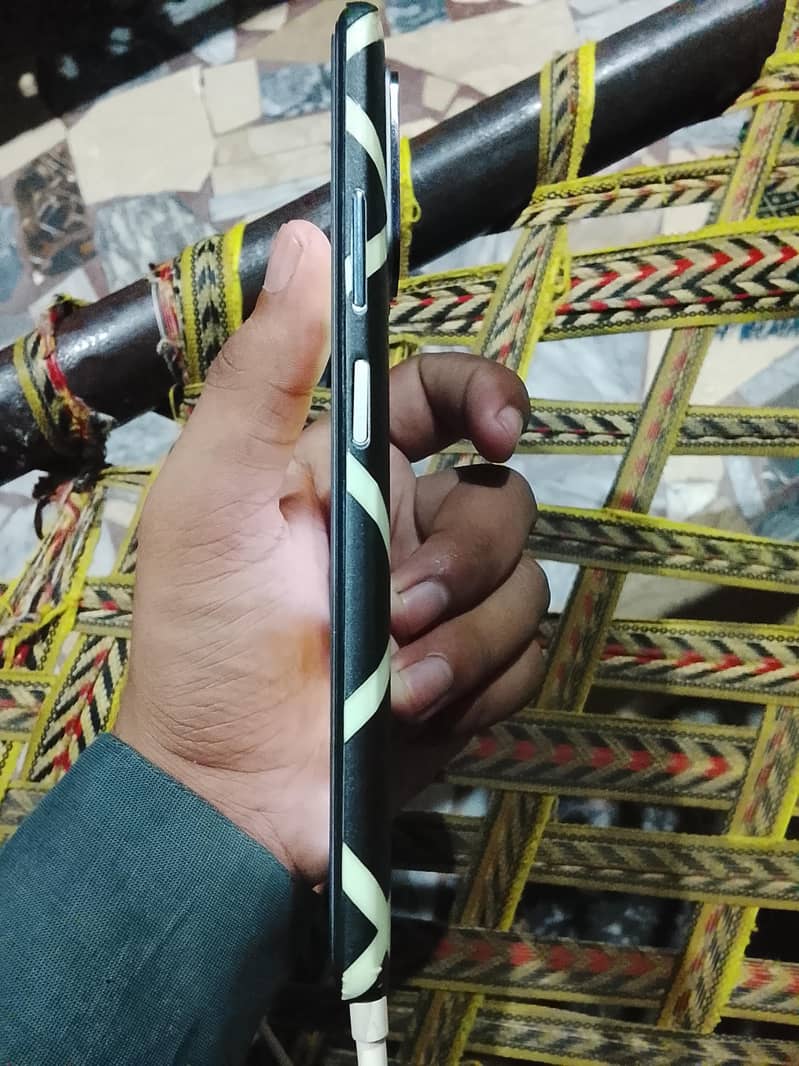 Xiaomi Redmi Note 10 Pro 4