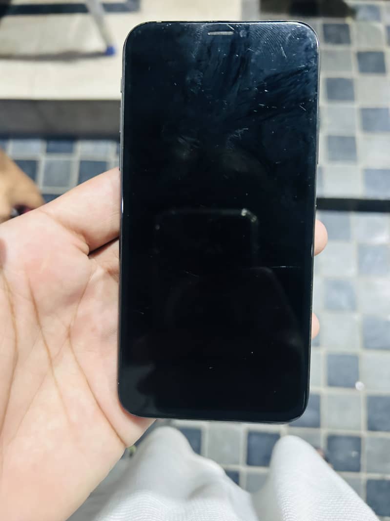 Apple iPhone X 0