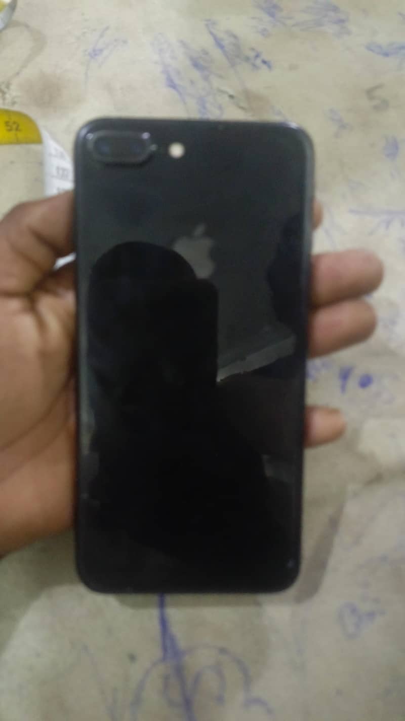 Apple iPhone 7 Plus 0