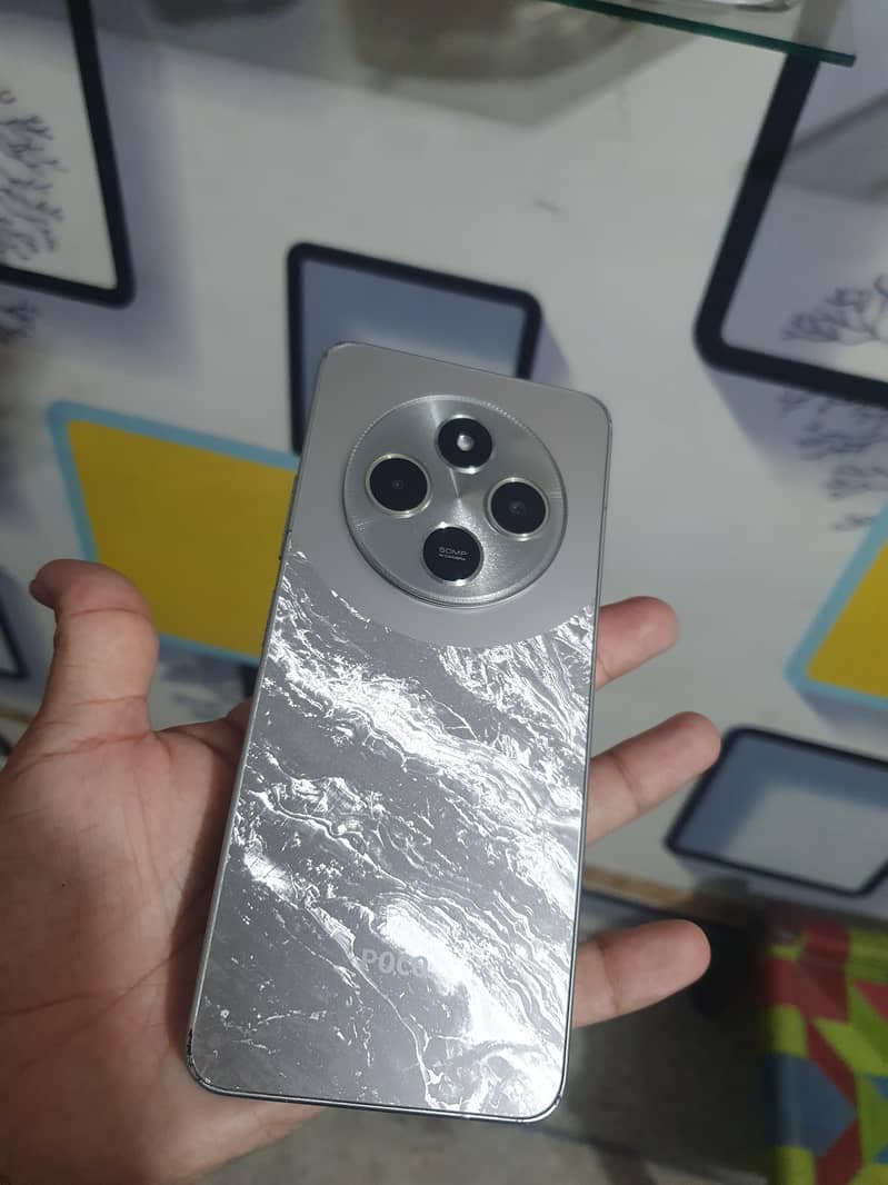 Realme poco c75 3
