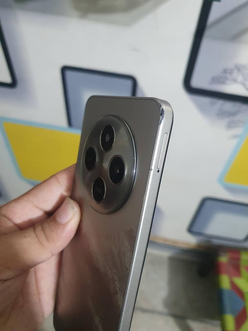 Realme poco c75 4