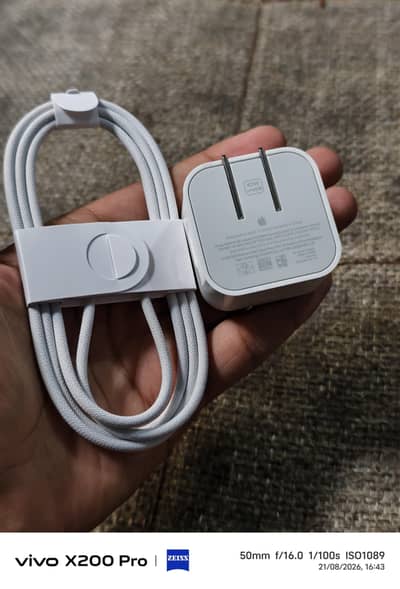 iPhone 17 Pro Max 40w Original Charger With Cable  03256862720
