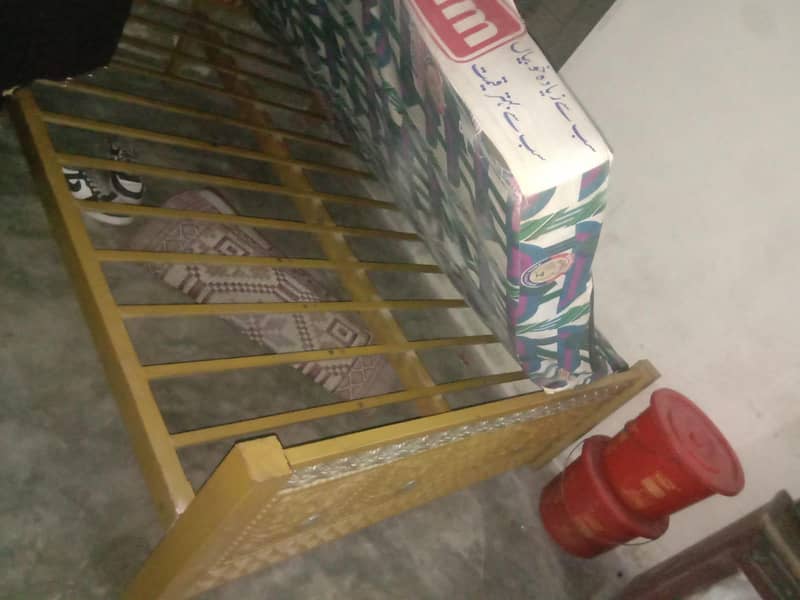iron bed 1