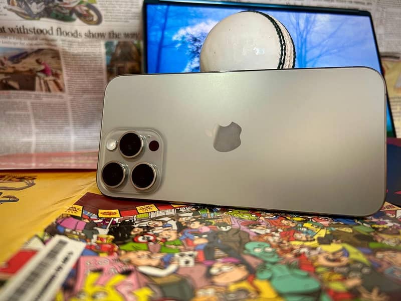Apple iPhone 15 Pro Max 0