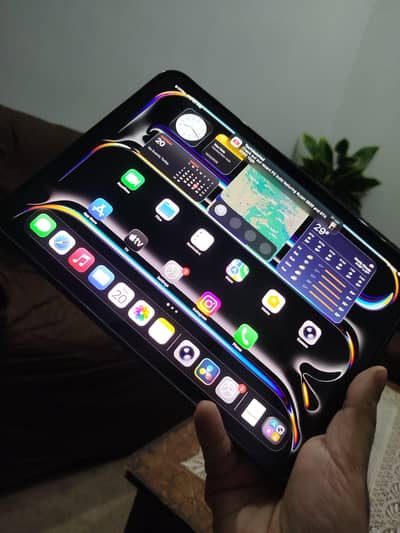 Ipad pro m4 256GB with Pro accessories (11 inch)