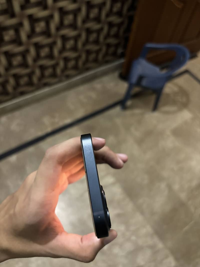 iPhone 13 with box 3