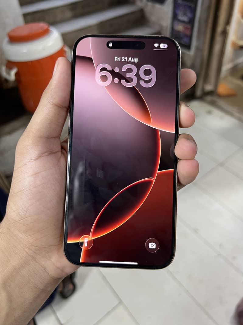 Apple iPhone 16 Pro Max 03703776308 1